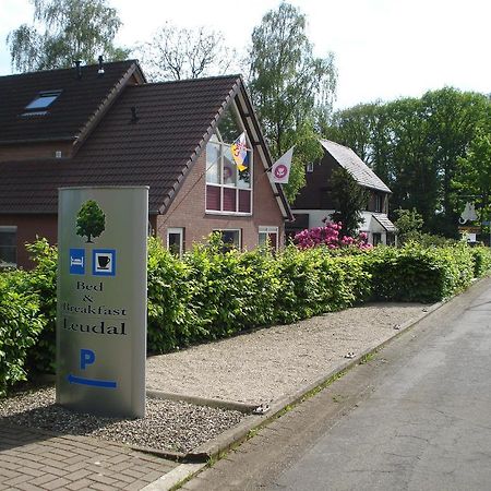 B&B Leudal Haelen Bagian luar foto