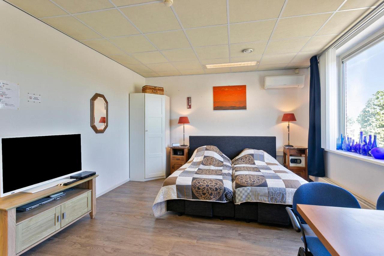 B&B Leudal Haelen Bagian luar foto