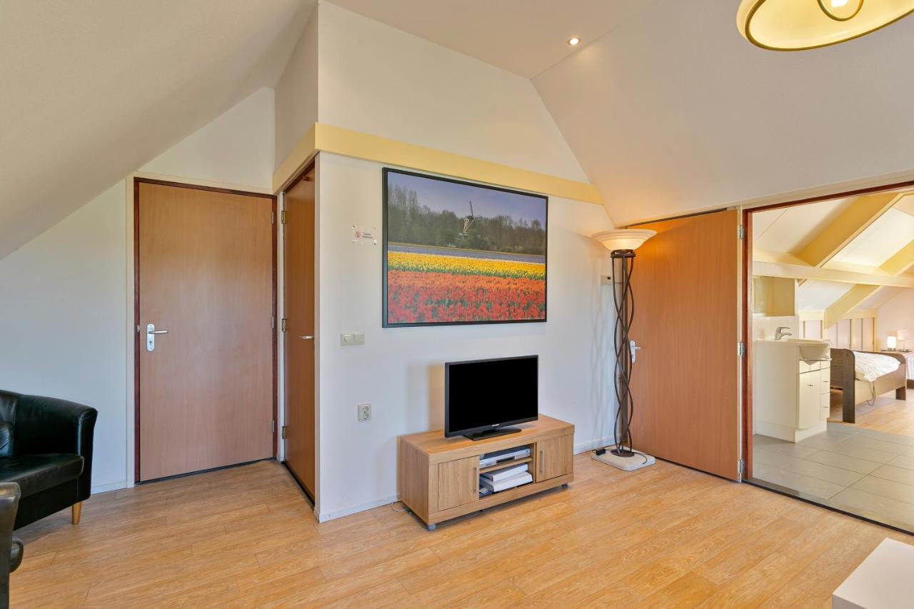 B&B Leudal Haelen Bagian luar foto