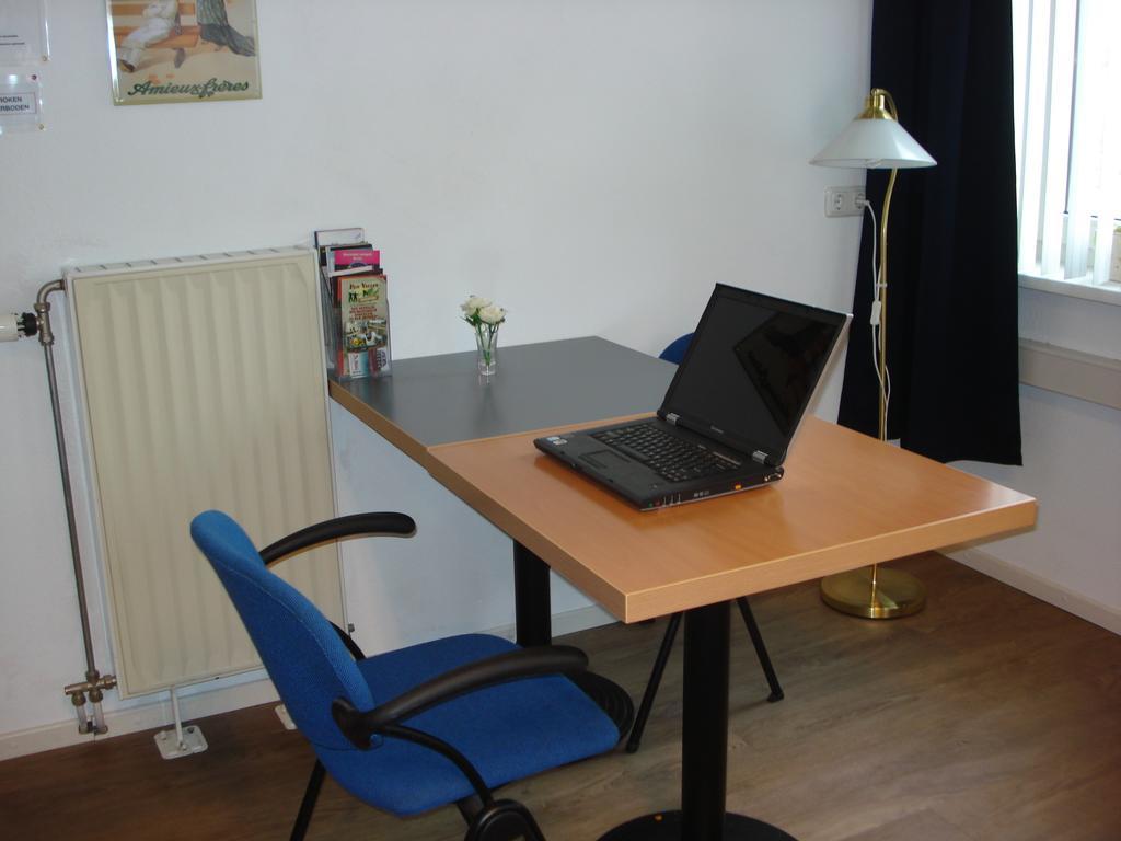 B&B Leudal Haelen Bagian luar foto