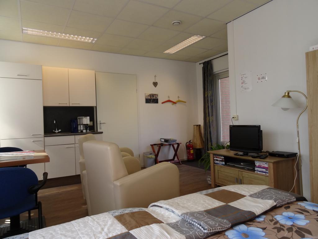 B&B Leudal Haelen Bagian luar foto