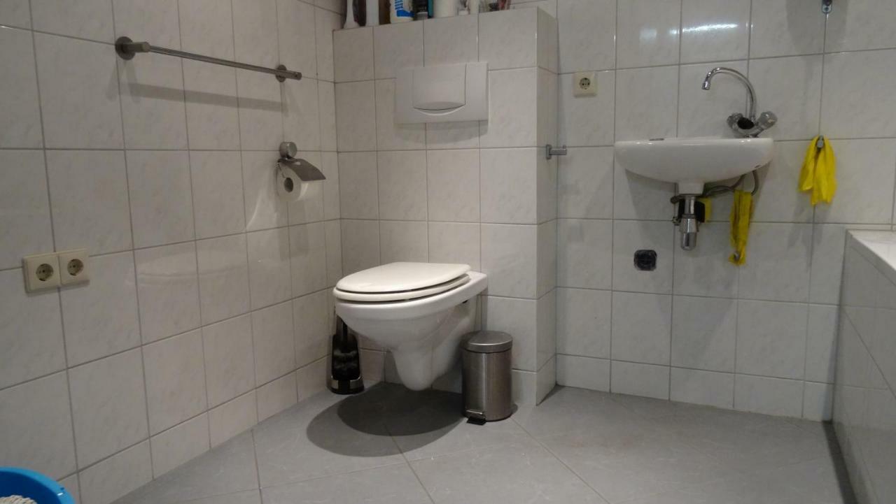 B&B Leudal Haelen Bagian luar foto